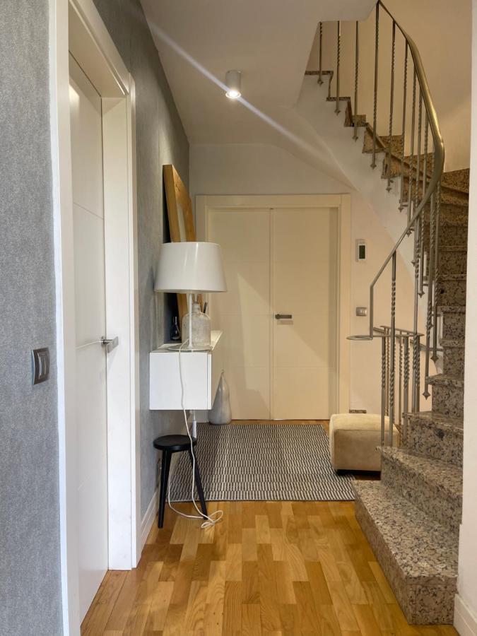 Estilosa Casa Golf Lägenhet Gorraiz Exteriör bild