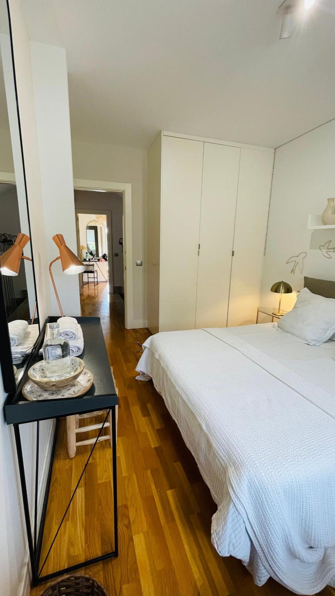Estilosa Casa Golf Lägenhet Gorraiz Exteriör bild